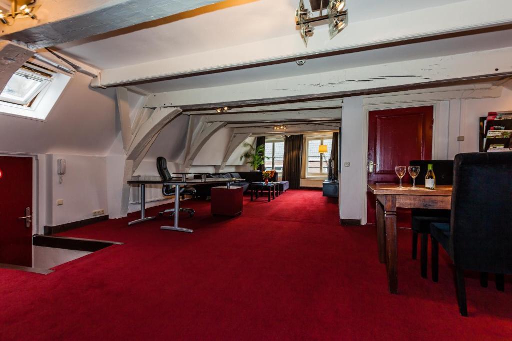 Hotel De Vischpoorte, Hartje Deventer En Aan De Ijssel Room photo